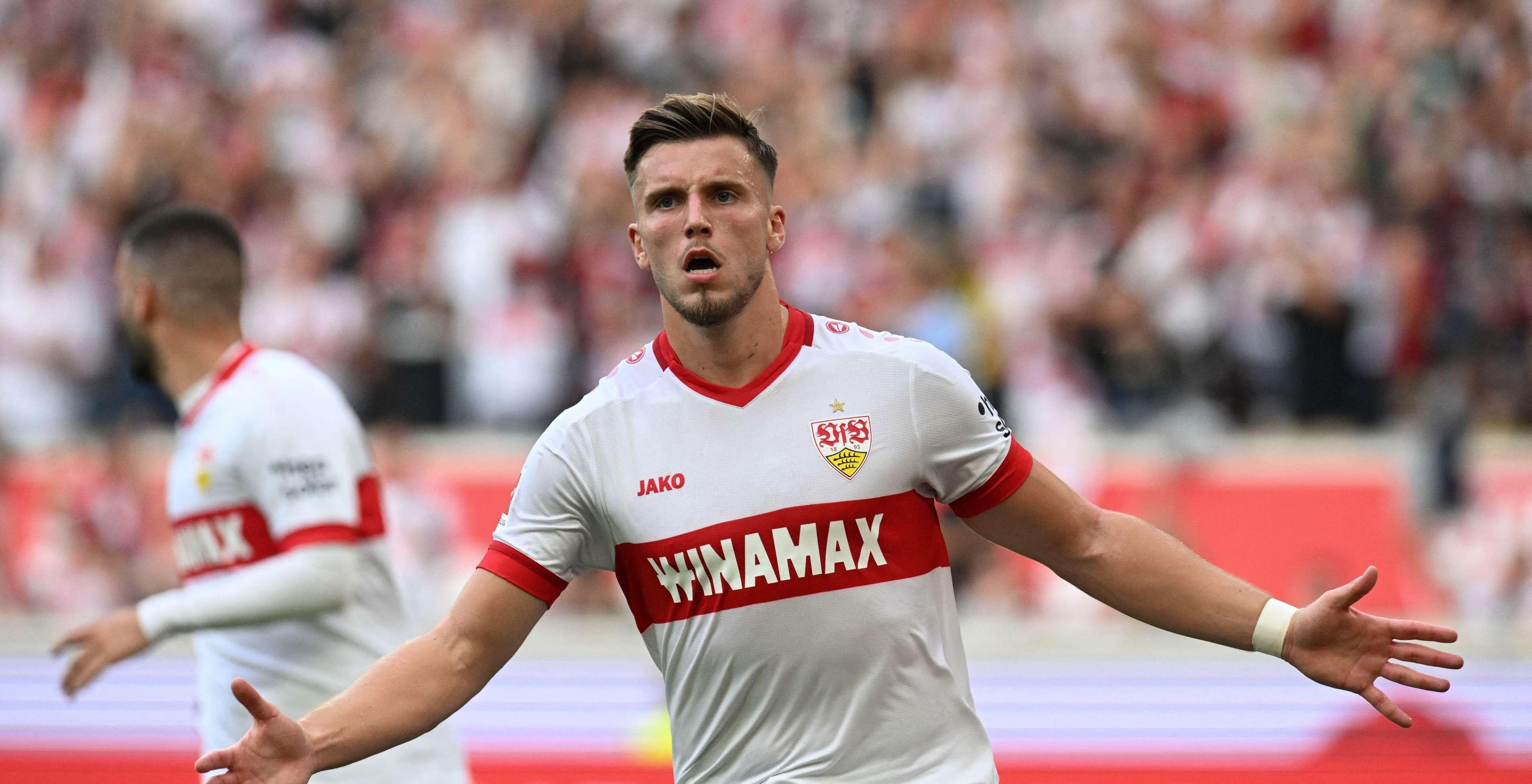 开云体育入口-包含德甲强队争霸：勇士之争引发激烈角逐的词条