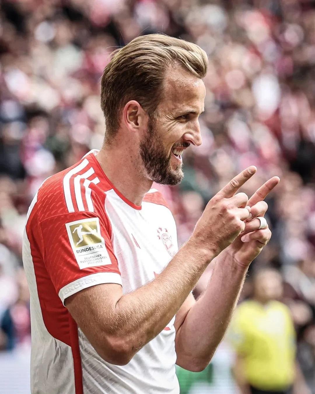 开云体育-法兰克福球迷翘首期待球队在接下来的比赛中取得胜利的简单介绍