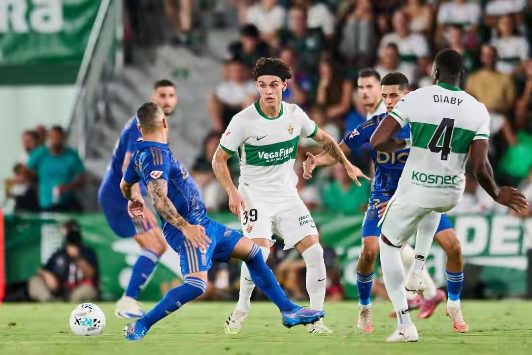 意大利豪门主场惨败，遭遇出局命运