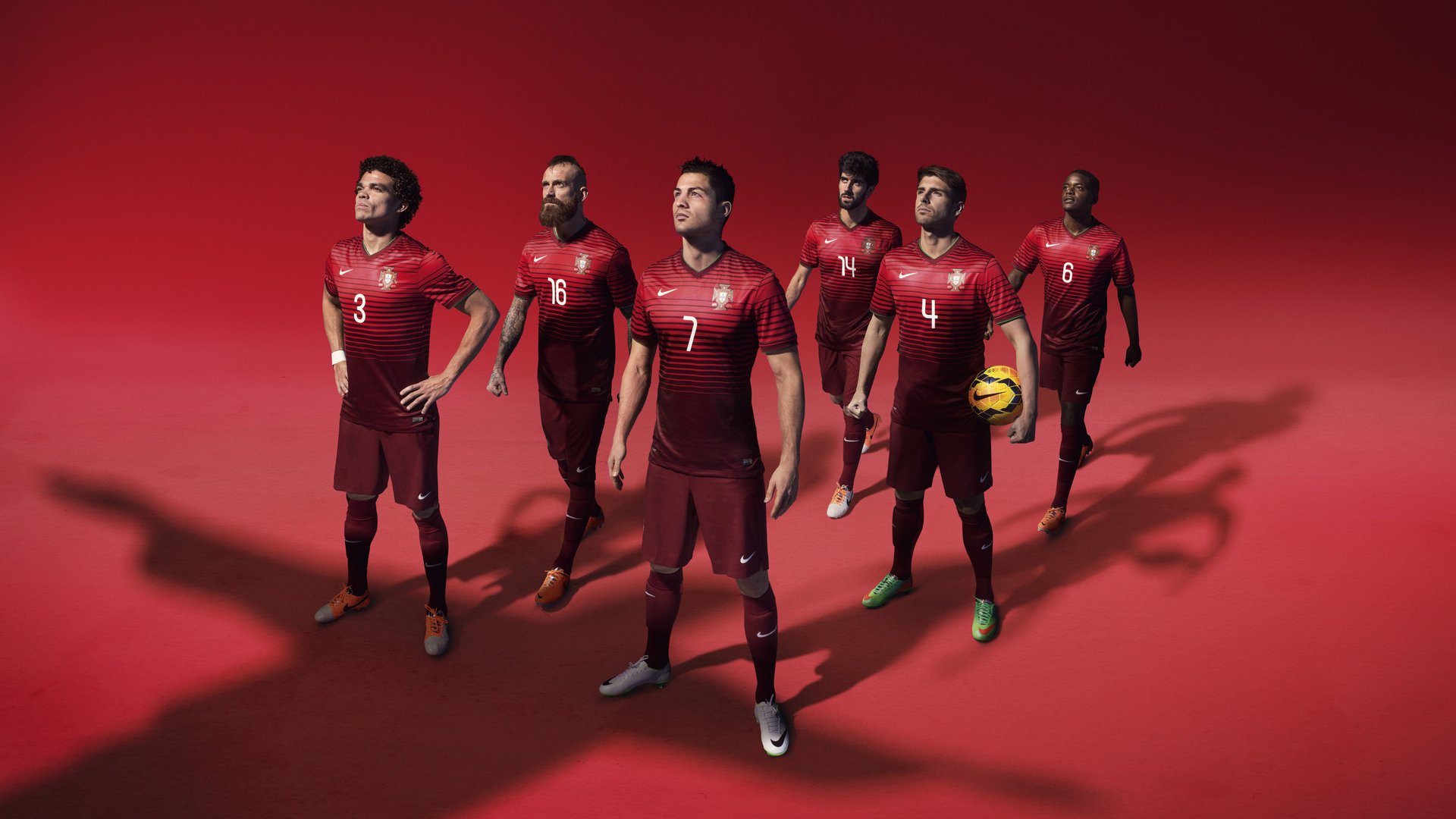 开云体育APP下载-黄喜灿一锤定音，喀麦隆狂胜冰岛背后的战术革命与关键先生崛起